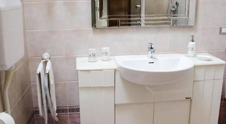 Rental apartment with 2 rooms for 4 persons — photo 2