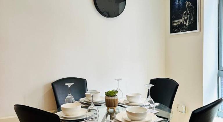 Holiday apartment | Next to Liverpool Cathedral | Dogs allowed — photo 4