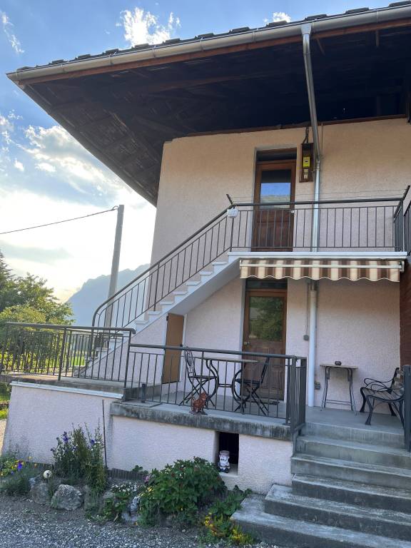 Apartment  Sainte-Hélène-sur-Isère