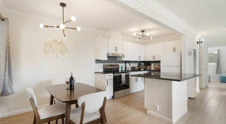 Apartment with 2 rooms for 6 persons — photo 3