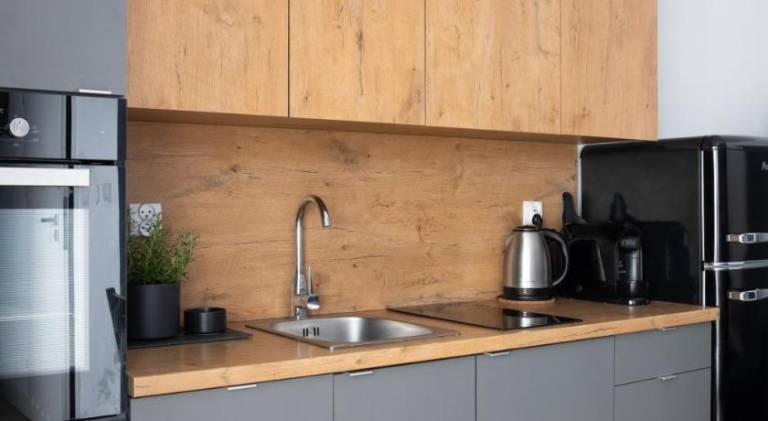 Serviced apartment with terrace & yard | Pet-friendly — photo 3