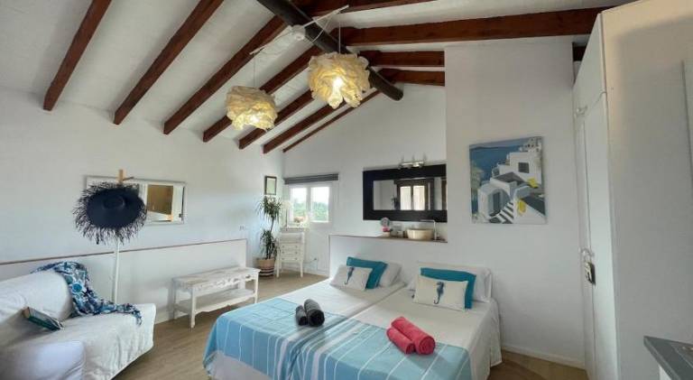 Fully equipped pleasant villa with yard, grill & private pool | Perfect for remote work | Pet-friendly — photo 2