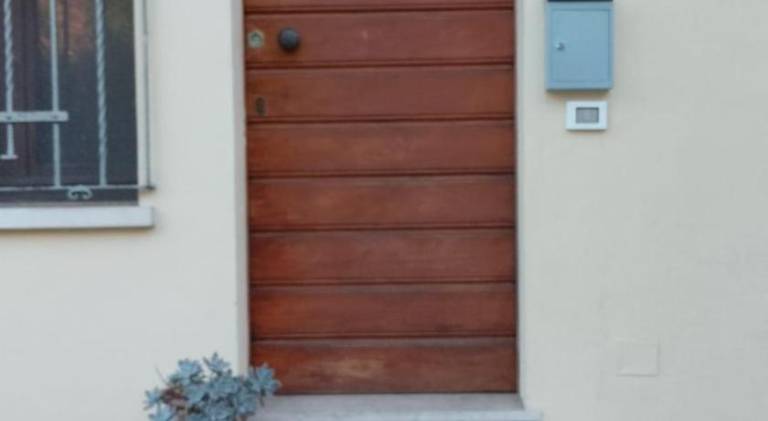 Rental apartment with 1 room for 3 persons in Mantua