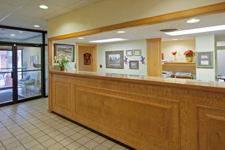 Americas Best Value Inn Grenada — photo 4
