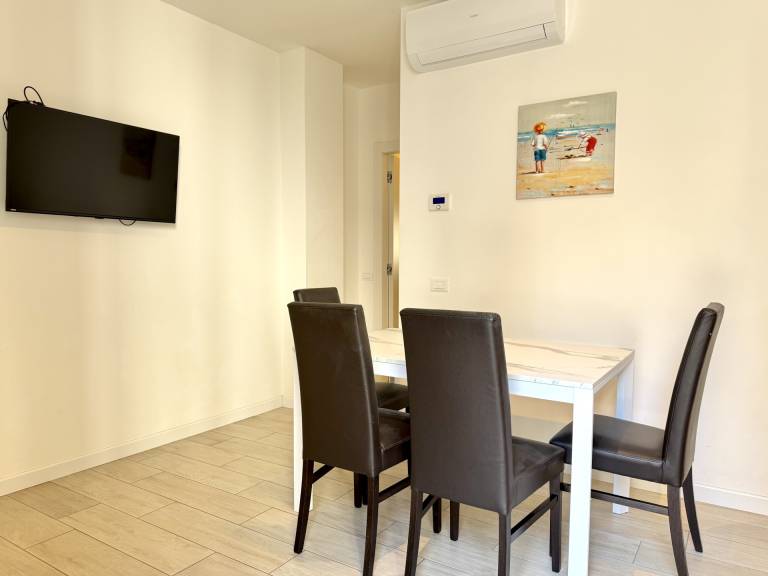 Holiday apartment with garden — photo 5