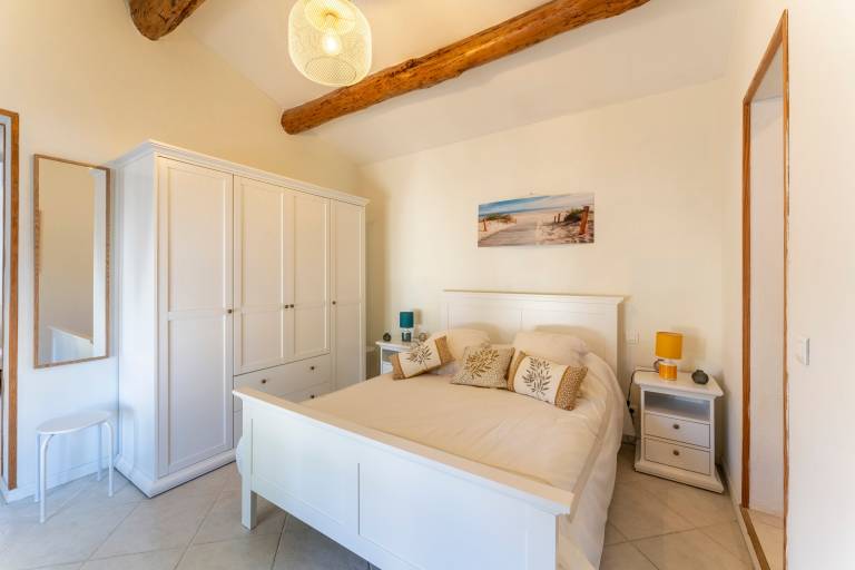 Vacation Apartment "Agréable A La Campagne" with Private Pool, Private Terrace and Wi-Fi — photo 3