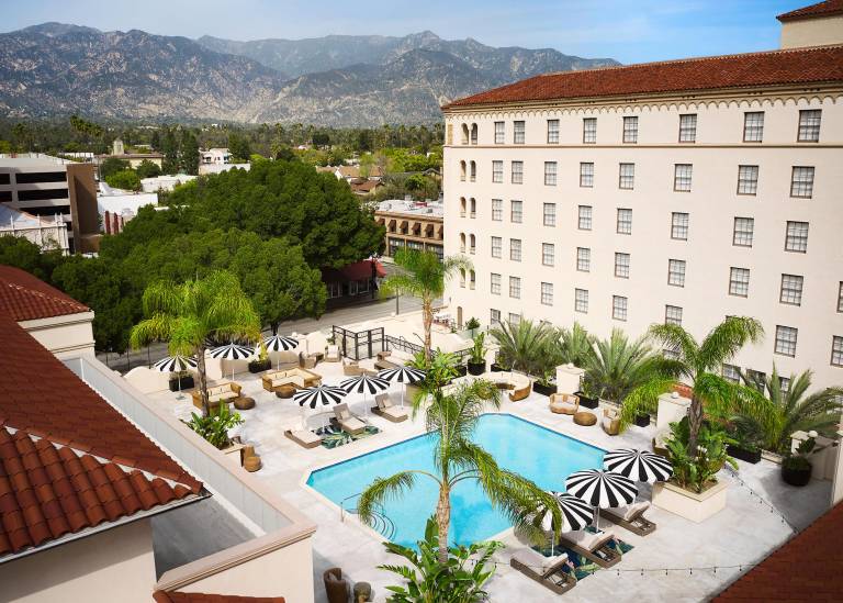 Pasadena Hotel & Pool in Pasadena, CA