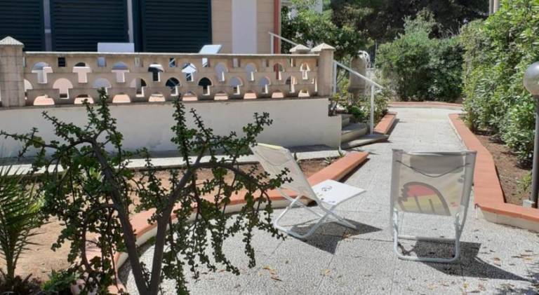 Villa with 2 rooms for 6 persons in Gallipoli