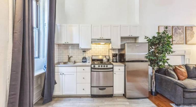 Large Historical Center City 1BR that Sleeps 4 — photo 4