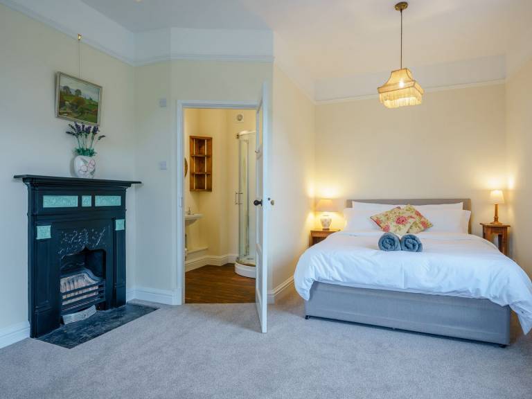 Cottage  Llangattock-Vibon-Avel