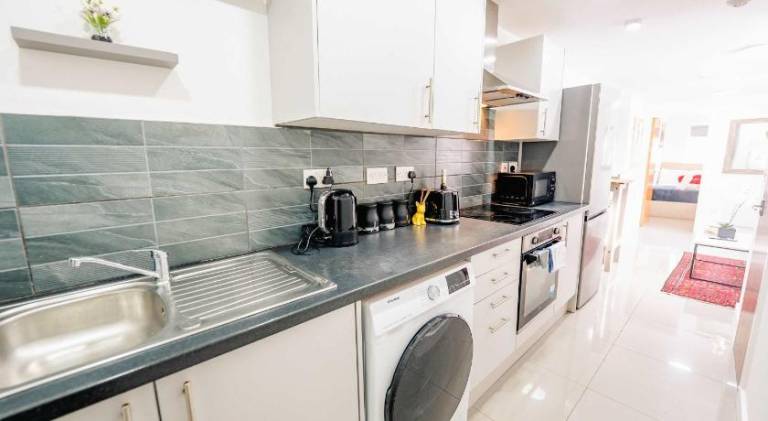 Holiday apartment | Next to National Museum Cardiff | Good for workation — photo 3