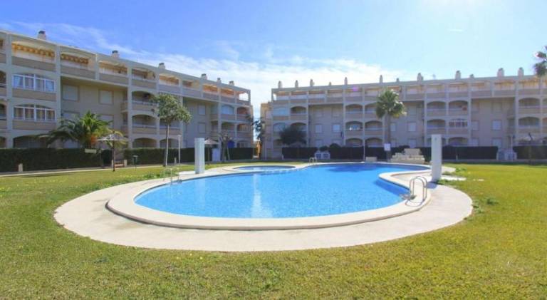 Holiday apartment with pool | Beach nearby | Pets are welcome in Denia