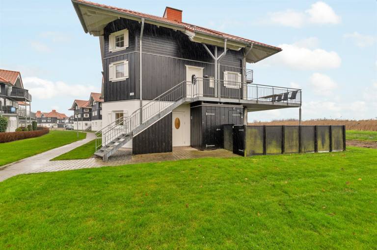 House with barbecue & terrace — photo 2