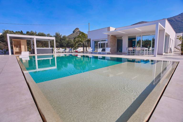 Fully equipped villa with barbecue, sauna & yard | Dogs allowed in Trapani
