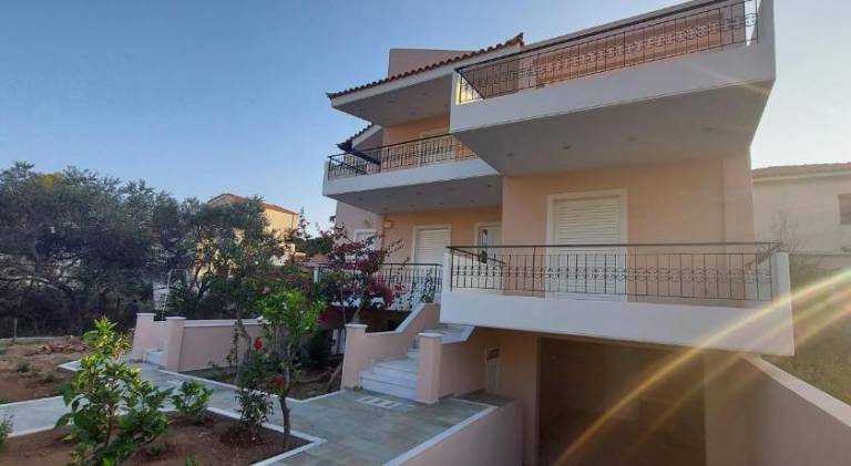 Διαμέρισμα Παραλία Αρτέμιδος