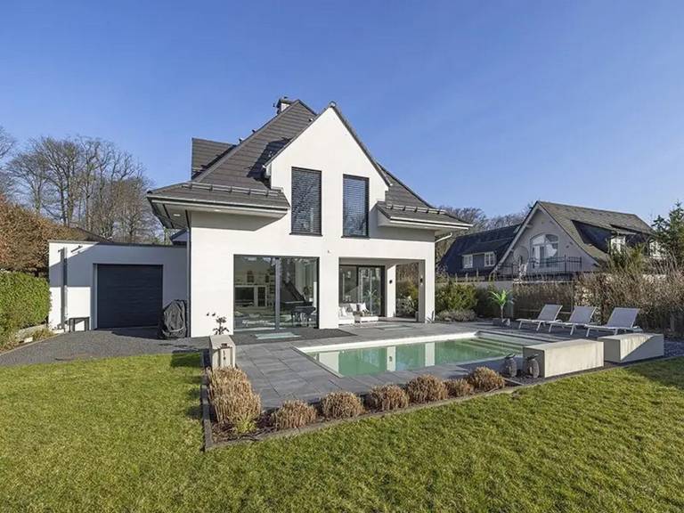 Hus  Frankfurt am Main Nord-West
