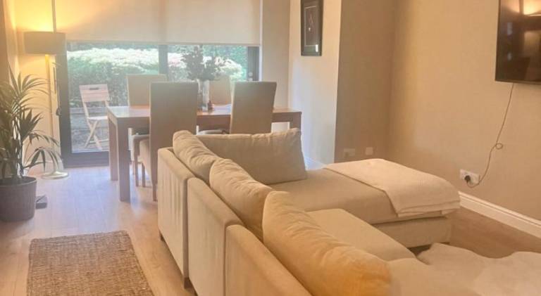 Holiday apartment with 2 rooms for 4 persons in Aberdeen