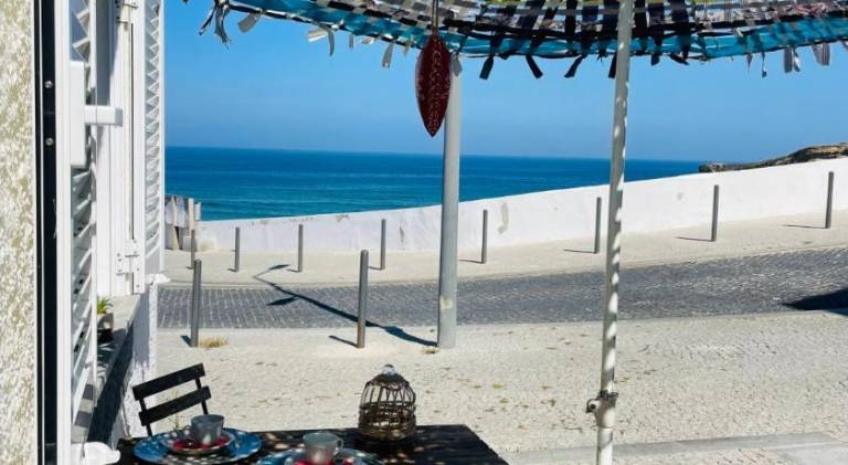 Holiday apartment with terrace in Beja