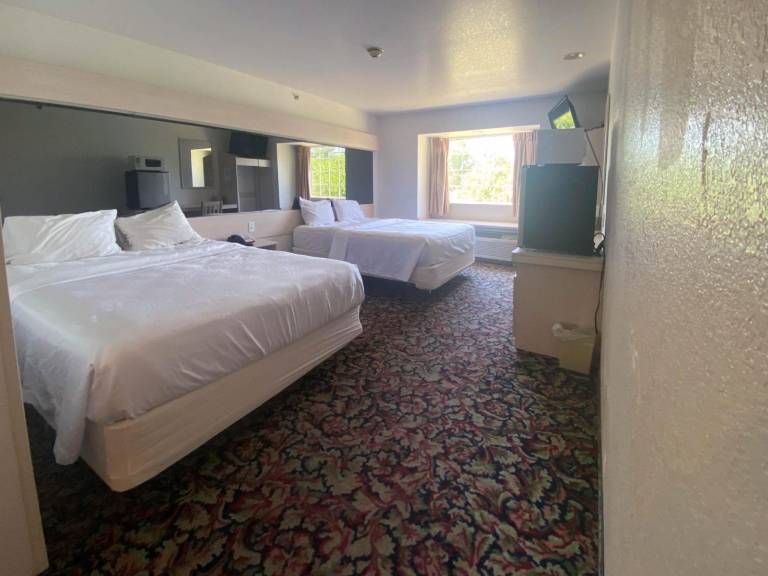 Motel 6 McAlester, OK - South — photo 2