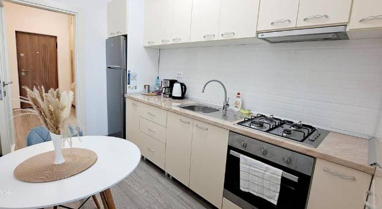 Apartment with private pool & terrace — photo 2