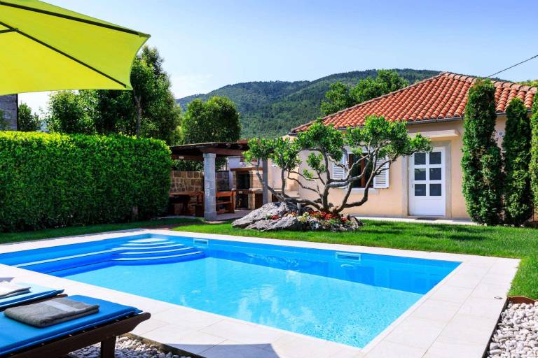 Villa  Dubravka