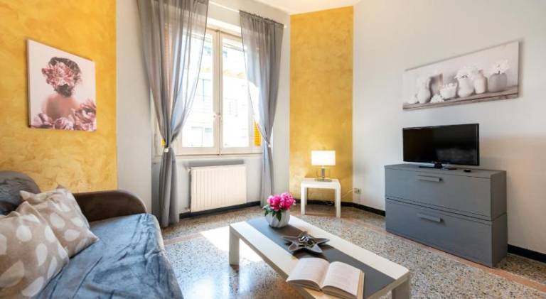 Apartment with 3 rooms for 8 persons in Rapallo
