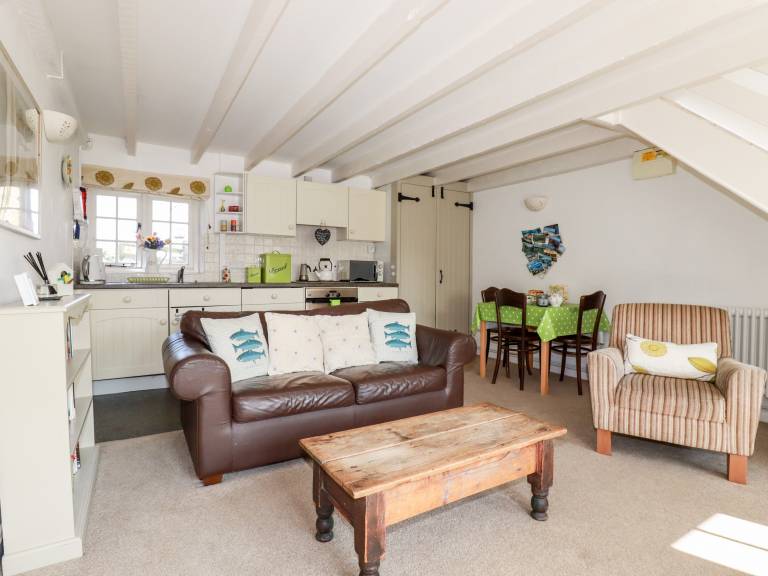 Family-oriented lovely cottage with garden | Dogs allowed — photo 5