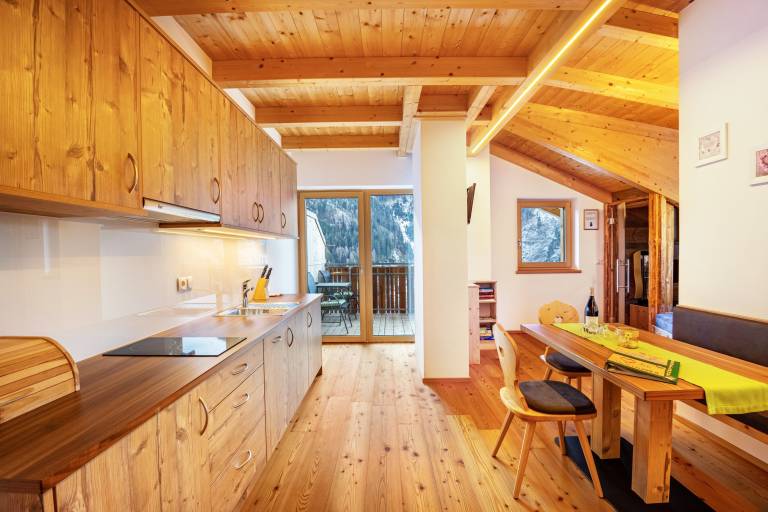 Apartment 'Kreuzplonhof Apt Karspitz' with Mountain View and private infrared cabin — photo 3