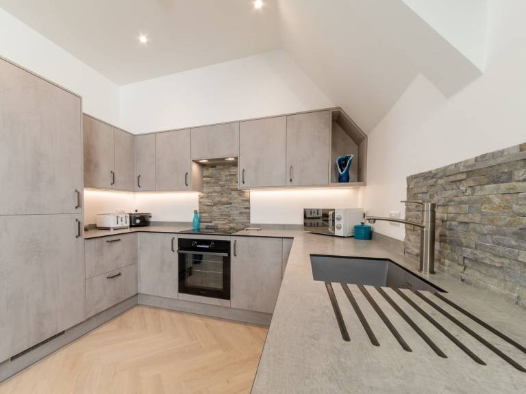 House with jacuzzi, garden & terrace — photo 4