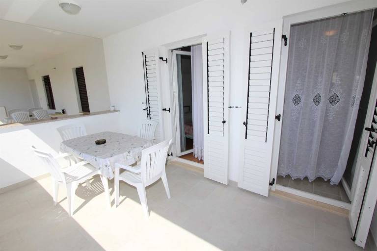 Rental apartment with 2 rooms for 4 persons — photo 4