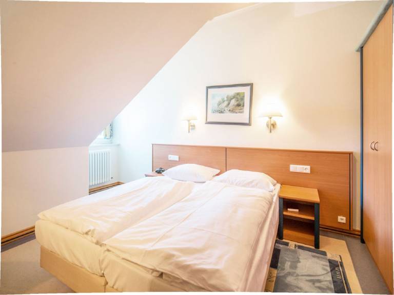 Komfort Ferienwohnung mit 1 Schlafzimmer und Balkon im Dachgeschoss — photo 3