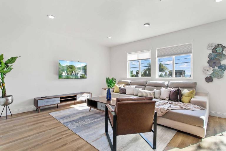 House  Sylmar