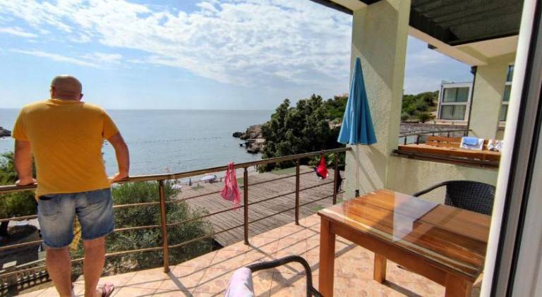 Holiday apartment with pool, garden & terrace | Pets allowed — photo 4