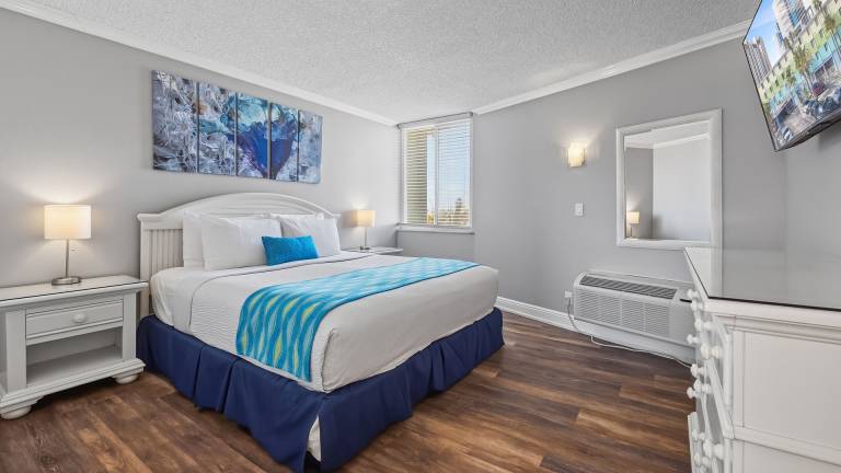 Condo  Sand Key