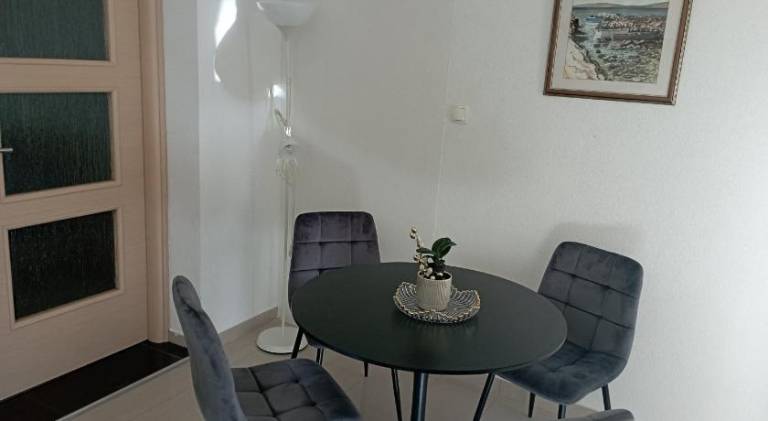 Apartment with 1 room for 4 persons — photo 4