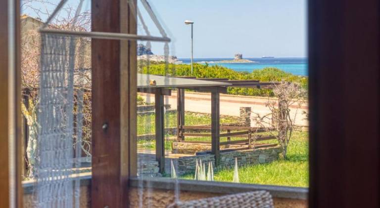 Rental apartment with 2 rooms for 4 persons in Stintino