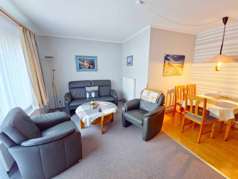 Apartment with yard in St. Peter-Ording