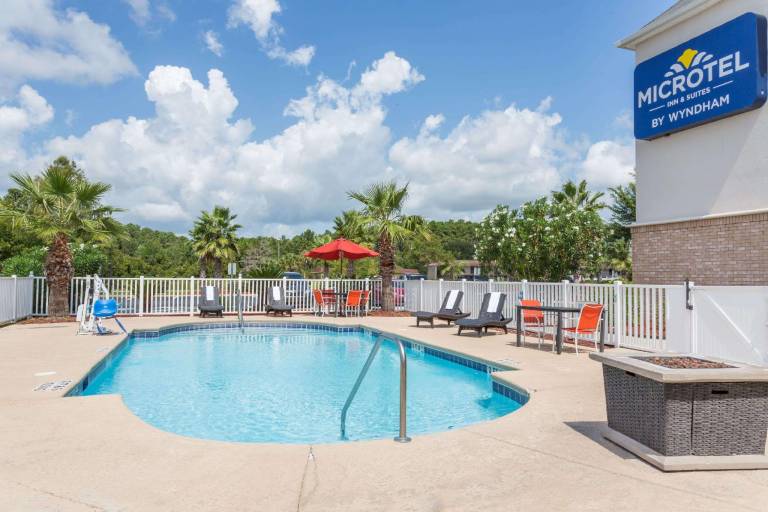 Microtel Inn & Suites by Wyndham Kingsland Naval Base I-95 — photo 2
