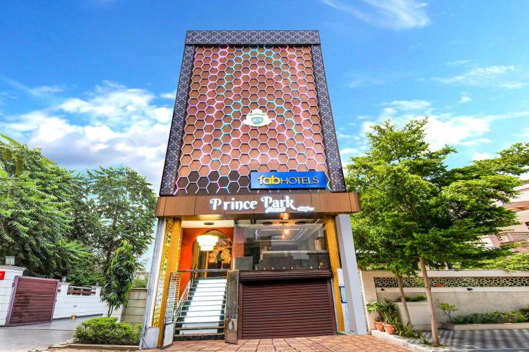 FabHotel Prince Park Nr Sajra Fort