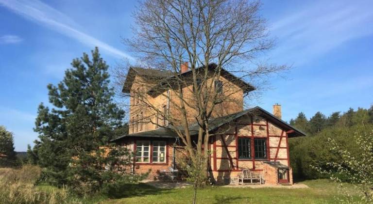 Rental apartment with yard & sauna | Pets are welcome in Waren (Müritz)
