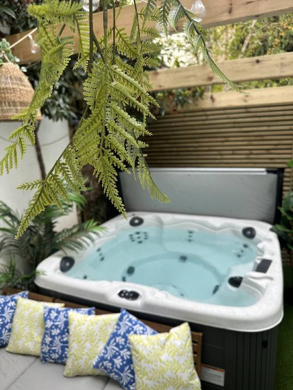Nice holiday apartment with hot tub | Dogs allowed — photo 5