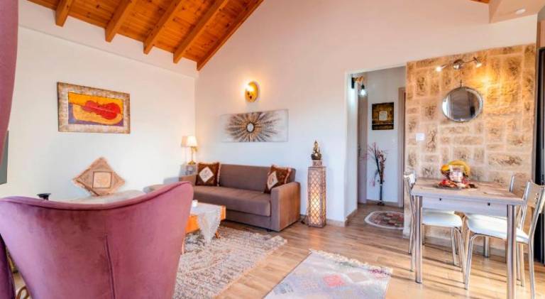 House with 2 rooms for 5 persons — photo 2