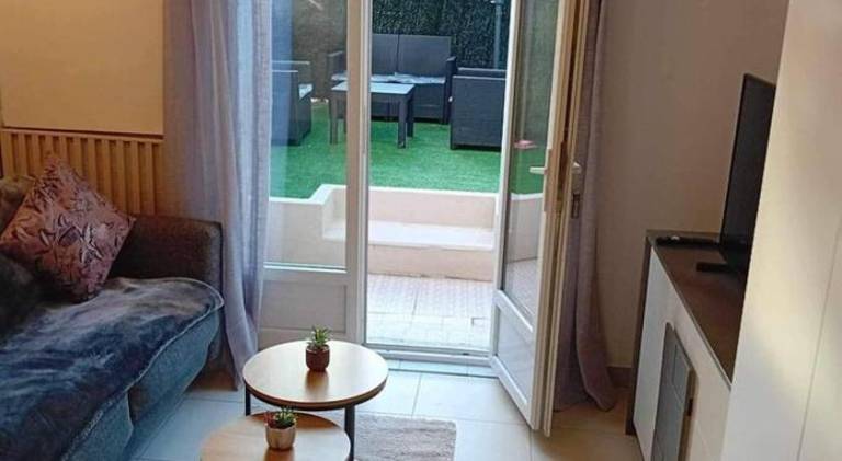Lovely rental apartment with terrace & BBQ | Next to the beach | Pets allowed — photo 2
