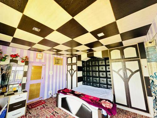 House Gulmarg