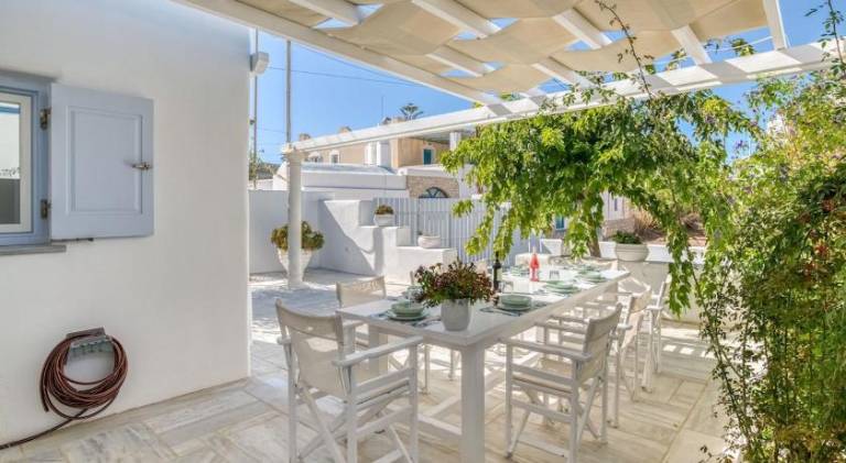 Villa Zeos - Cycladic house close to the beach — photo 3