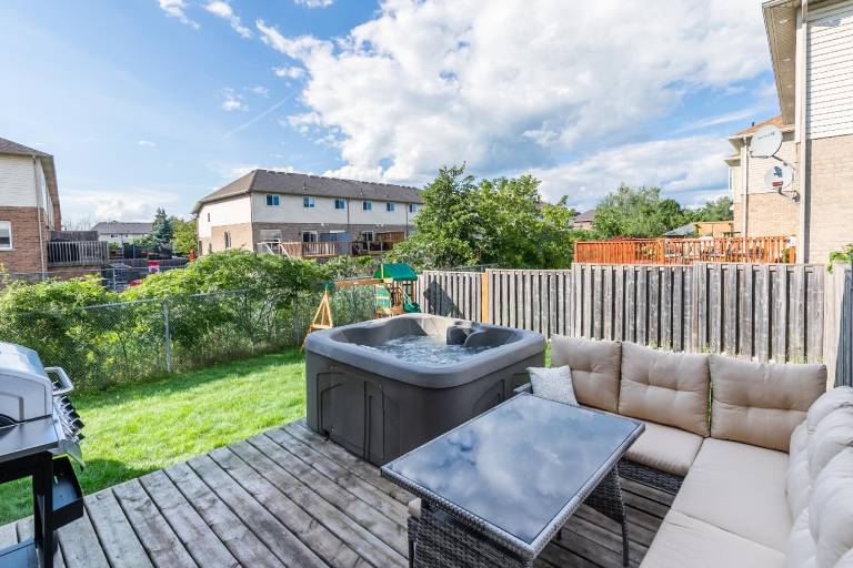 180 m&sup2; Ferienhaus