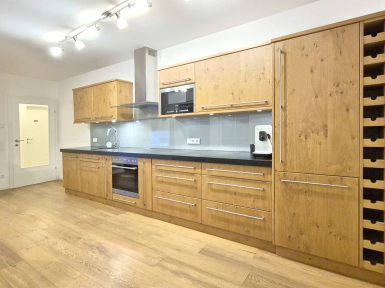 Fully equipped charming apartment with patio | Mountain view | Dogs allowed — photo 2