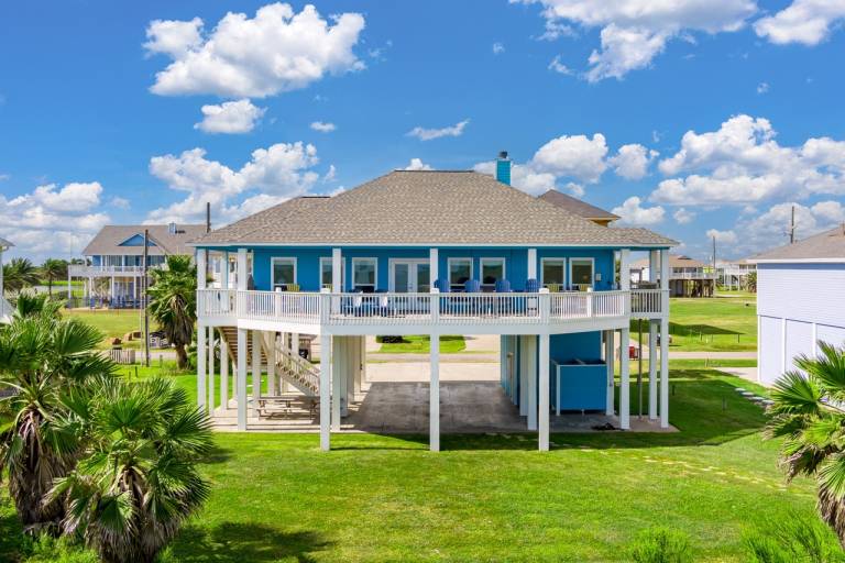Casa Azul in Bolivar, TX