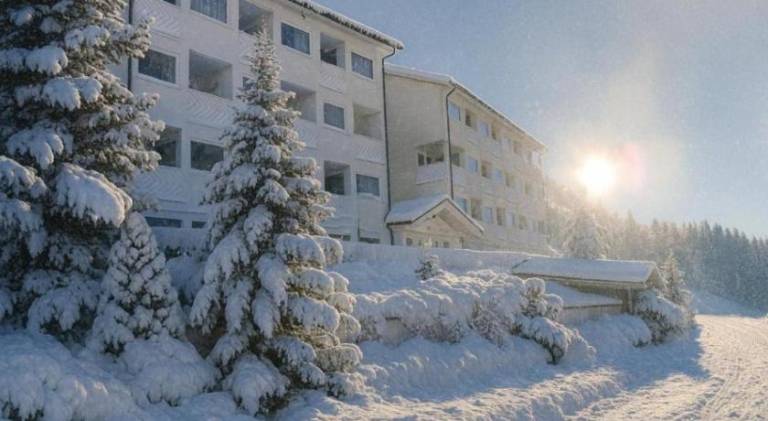 Serviced apartment with jacuzzi, terrace & sauna | Pets are welcome in Livinallongo del Col di Lana