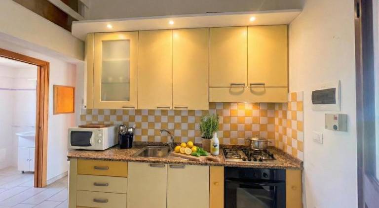 House with 2 rooms for 4 persons — photo 3